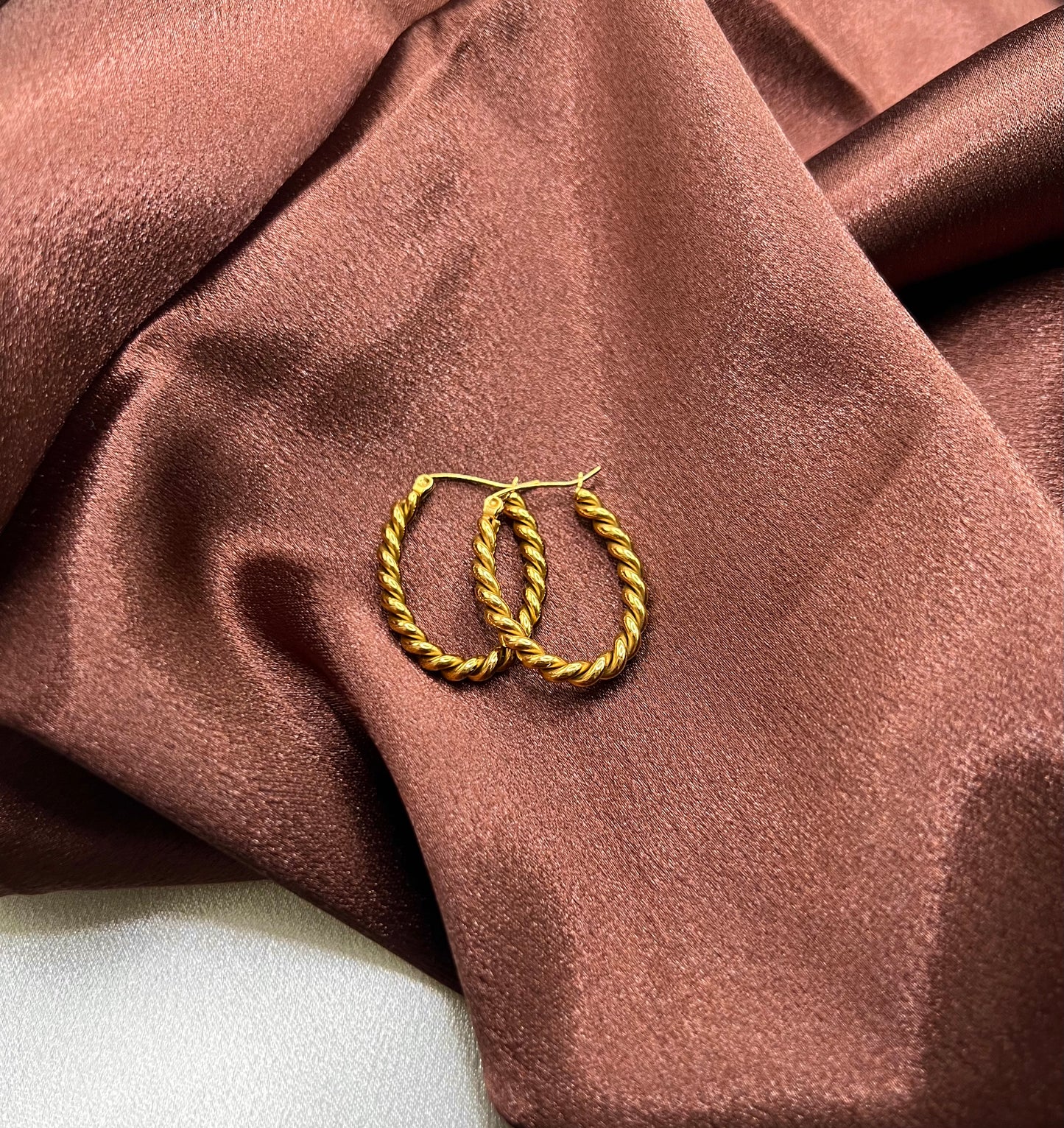 Twisted Oval Hoops